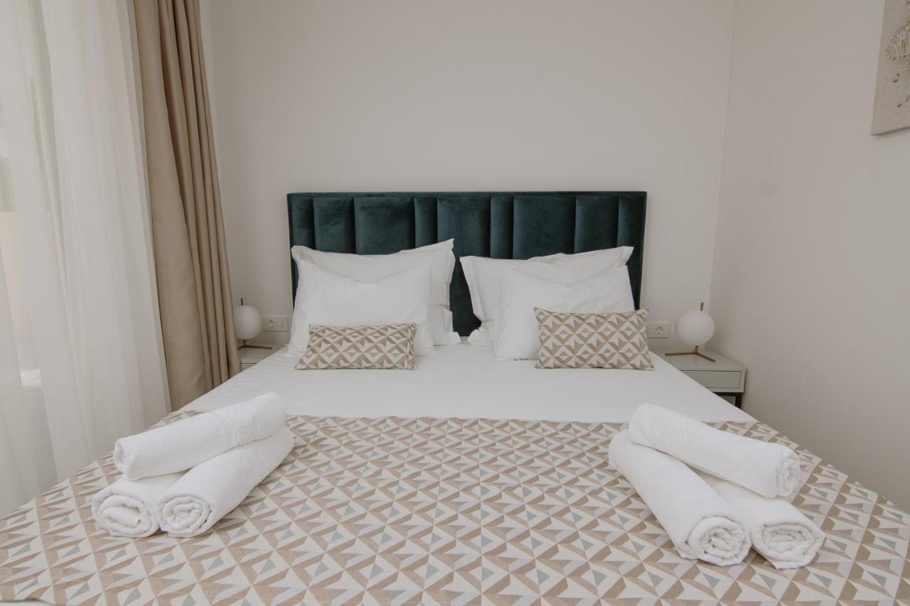 Apartments Adriatic Pearl Trogir Exterior photo