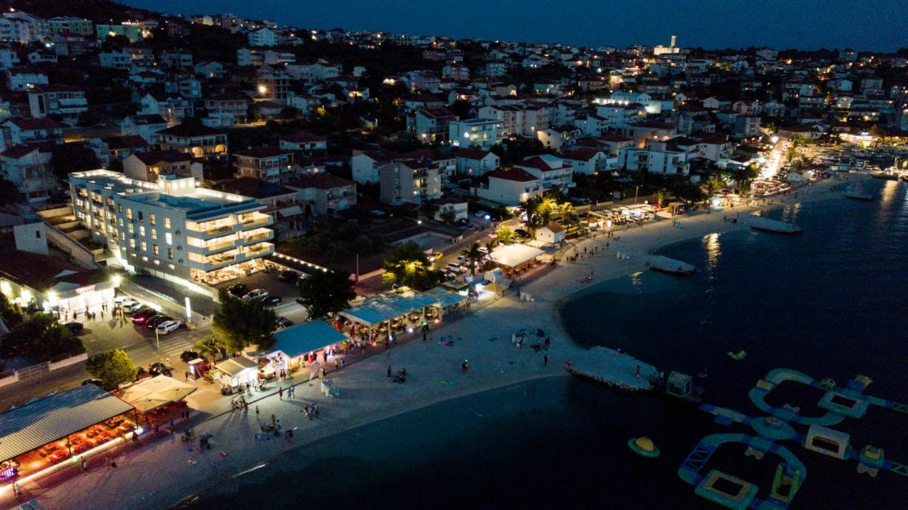 Apartments Adriatic Pearl Trogir Exterior photo