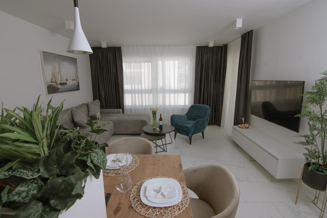 Apartments Adriatic Pearl Trogir Exterior photo